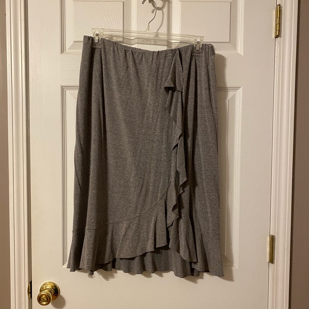 Randolph Duke Gray Ruffled Women’s Skirt Size 1X